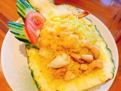 菠萝海鲜炒饭-mango tree芒果树泰国餐厅(青岛万象城店)