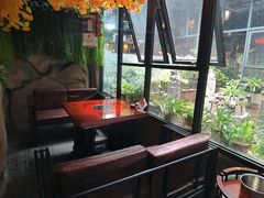 -茅台镇网红溶洞餐厅·茅帮菜馆