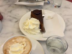 -Cafe Sacher(WIEN)