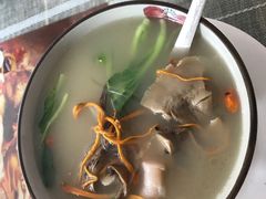 -天天向上素食餐厅(五台山店)
