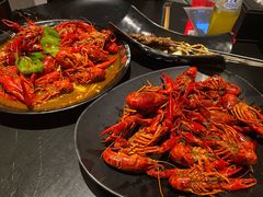-沪小胖小龙虾(淮海中路旗舰店)
