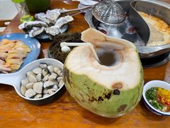 -老何家后安粉·糟粕醋海鲜火锅(三亚湾椰梦长廊店)