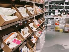 -唯品会(北京国瑞城店)