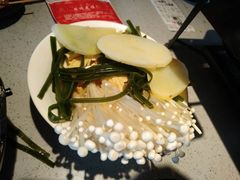 -炭亲炭火干锅(红谷滩莱蒙店)