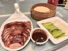 奕景烤鸭-奕景酒家· 专注大连海鲜30年(星海广场店)