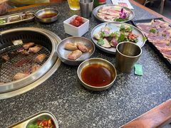 -红泥小火炉·东北泥炉烤肉(天一旗舰店)
