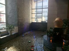 -锦龙国际酒店(天津奥体中心华苑地铁站店)