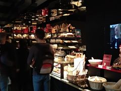 -Salon de The de Joel Robuchon(外滩18号店)