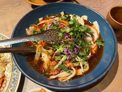 石河子凉皮与花茶-耶里夏丽·新疆菜·28年喀什老馆(田林东路店)