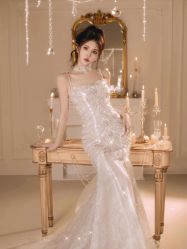 -喜爱高定婚纱摄影