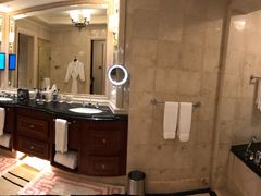 -广州富力丽思卡尔顿酒店