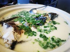 大砂锅炖鱼头-丹江渔村(望京店)