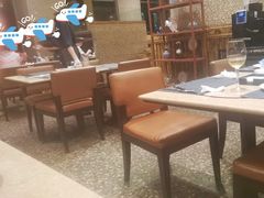 餐具摆设-怡聚轩全日制自助餐厅(大中华喜来登酒店)