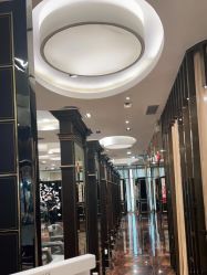 -八佰伴8008星级形象店