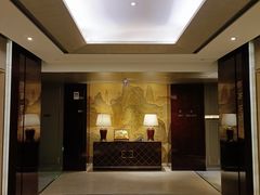 -朗丽兹自助餐厅