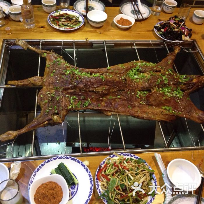 香香草烤全羊香香草烤全羊图片-北京烧烤-大众点评网