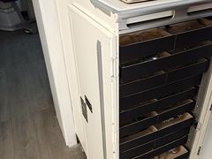 -目艮眼镜SHOWROOM(品牌集合店)
