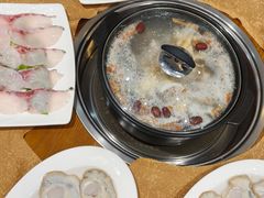 -濠轩阁特色生蚝火锅总店