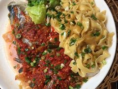 招牌鱼头面-屯屯面(海尔路店)