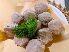 -左庭右院鲜牛肉火锅(浦江欢乐颂店)