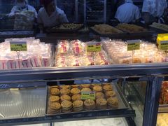 -鲍师傅糕点(江苏路店)