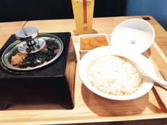 香辣云耳焖鸡饭-美颐美·鲍汁排骨饭(龙华百佳华店)