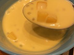 杨枝甘露-月色西餐厅·海鲜刺身·烧烤(科学城保利郡雅酒店)