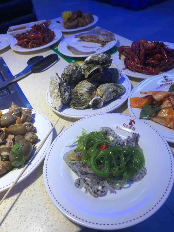 鑫海汇烤肉海鲜自助(滨江道店)