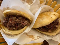 精品火烧-闫家驴肉老店(华电一校店)