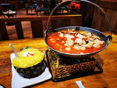 -老滇山寨•云南特色菜•地方菜•民族风情歌舞表演(金碧店)