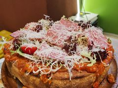 -Dragon Pizza•圆脸龙披萨·牛排餐厅