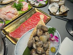 -瑞虹新天地月亮湾