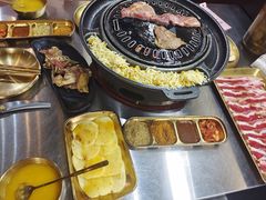-胡悦里韩式烤肉(芝罘万达广场店)