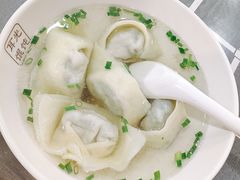 特色荠菜肉馄饨-潘国仙耳光馄饨(黄家阙路店)