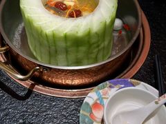 -得意咚瓜·顺德鱼生·冬瓜火锅(深圳首店)