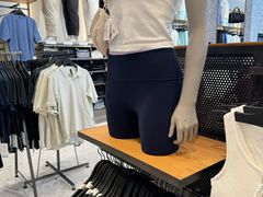 -lululemon(上海浦东IFC店)