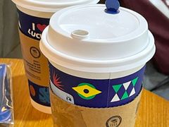 -瑞幸咖啡(大都会东方广场店)