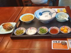 -寄畅興·百年蟹黄面·万国建筑群(外滩27号店)