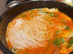 -银米·云南传统过桥米线(双廊黑金冠店)