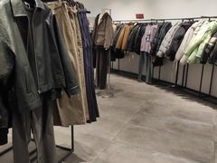 -URBAN REVIVO(上海中庚漫游城店)