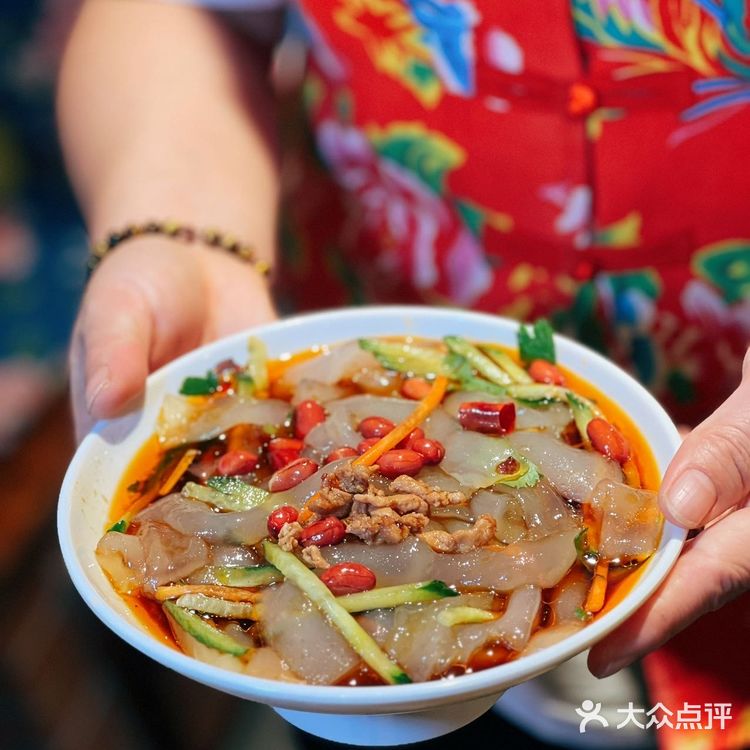 正宗的东北菜打卡成功✅东北菜的天花板来咯