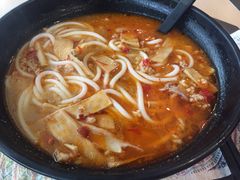 -蒙自源过桥米线(红谷滩万达店)