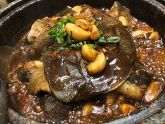 鲽鱼头-海派美食·家宴海鲜青岛菜·石锅鲽鱼头(东方城店)