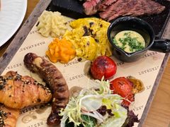 -Mark&Mars Restaurant