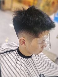 -尤司男士国潮理发馆