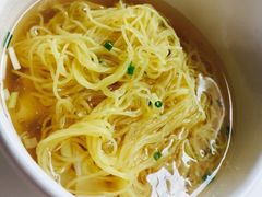 -新大咀港式茶餐厅(宝山万达店)