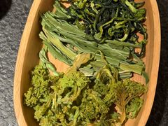 -三出山火锅(南京万象天地店)