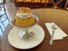 -Café Monson
