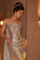 -曼青婚纱礼服馆