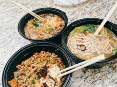 -粉家柳州螺蛳粉(杨宅路店)